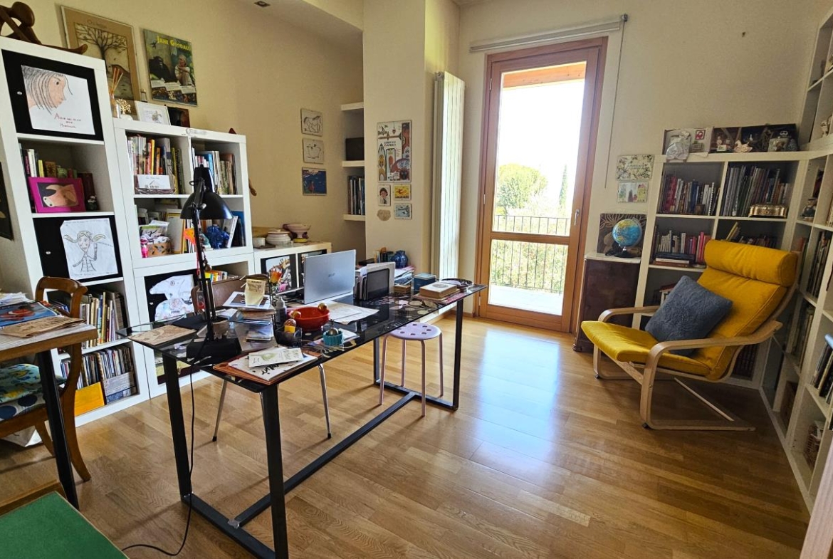 Camera / studio