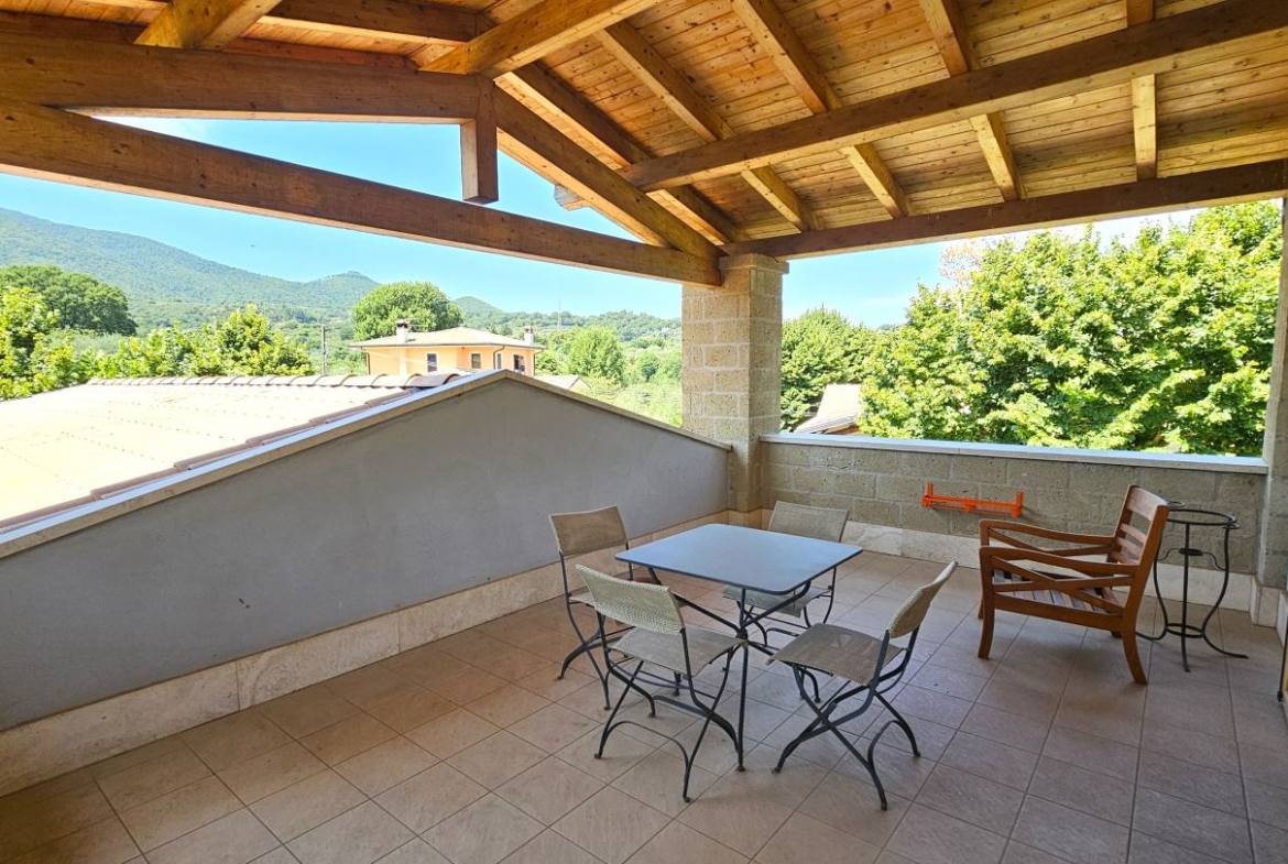 Terrazzo coperto