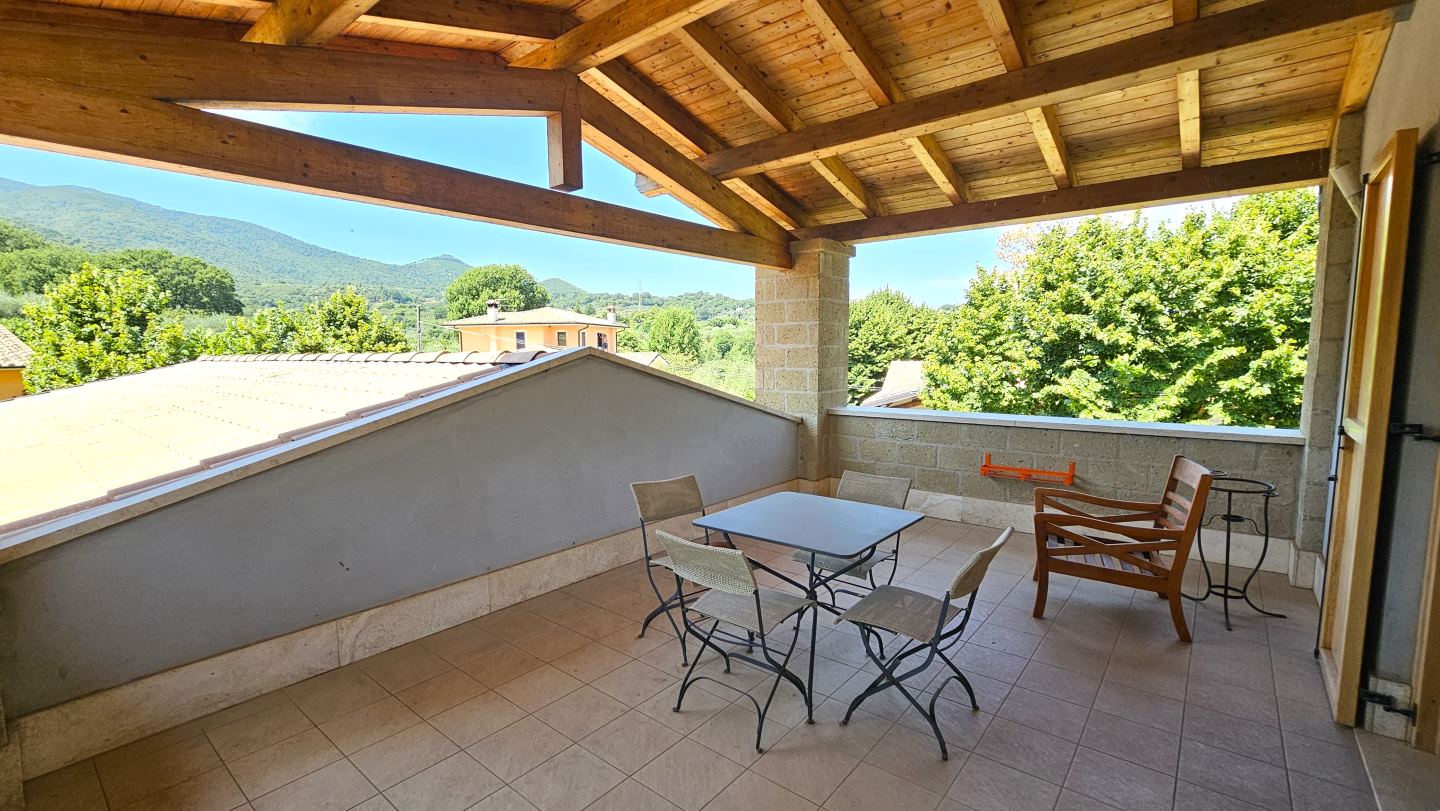 Terrazzo coperto