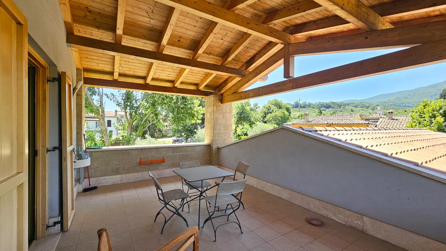 Terrazzo coperto