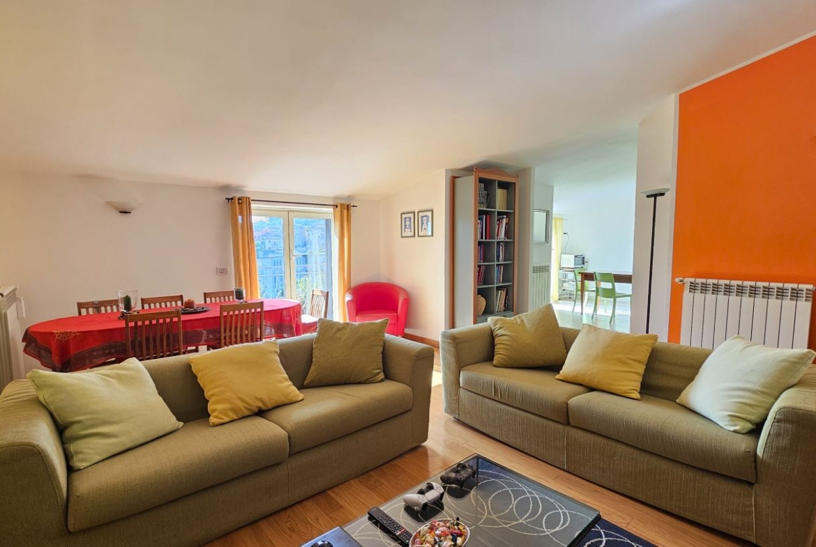 Rif. 1384 - Appartamento panoramico con terrazzo