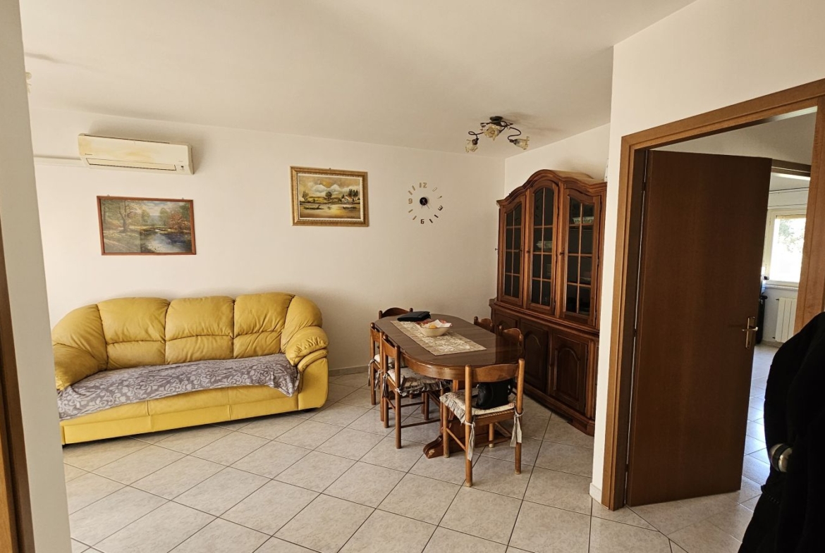Rif. 1371 - APPARTAMENTO CON GARAGE