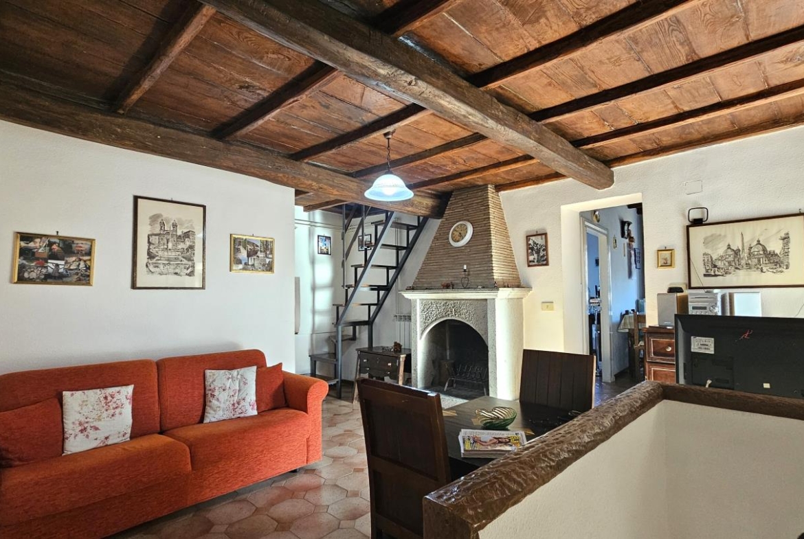 Rif. 1374 - Appartamento ristrutturato