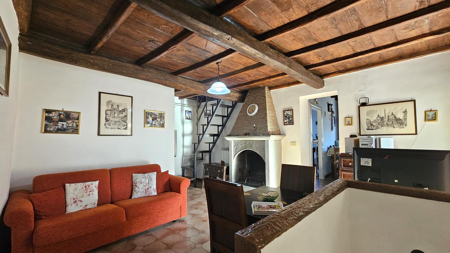 Rif. 1374 - Appartamento ristrutturato