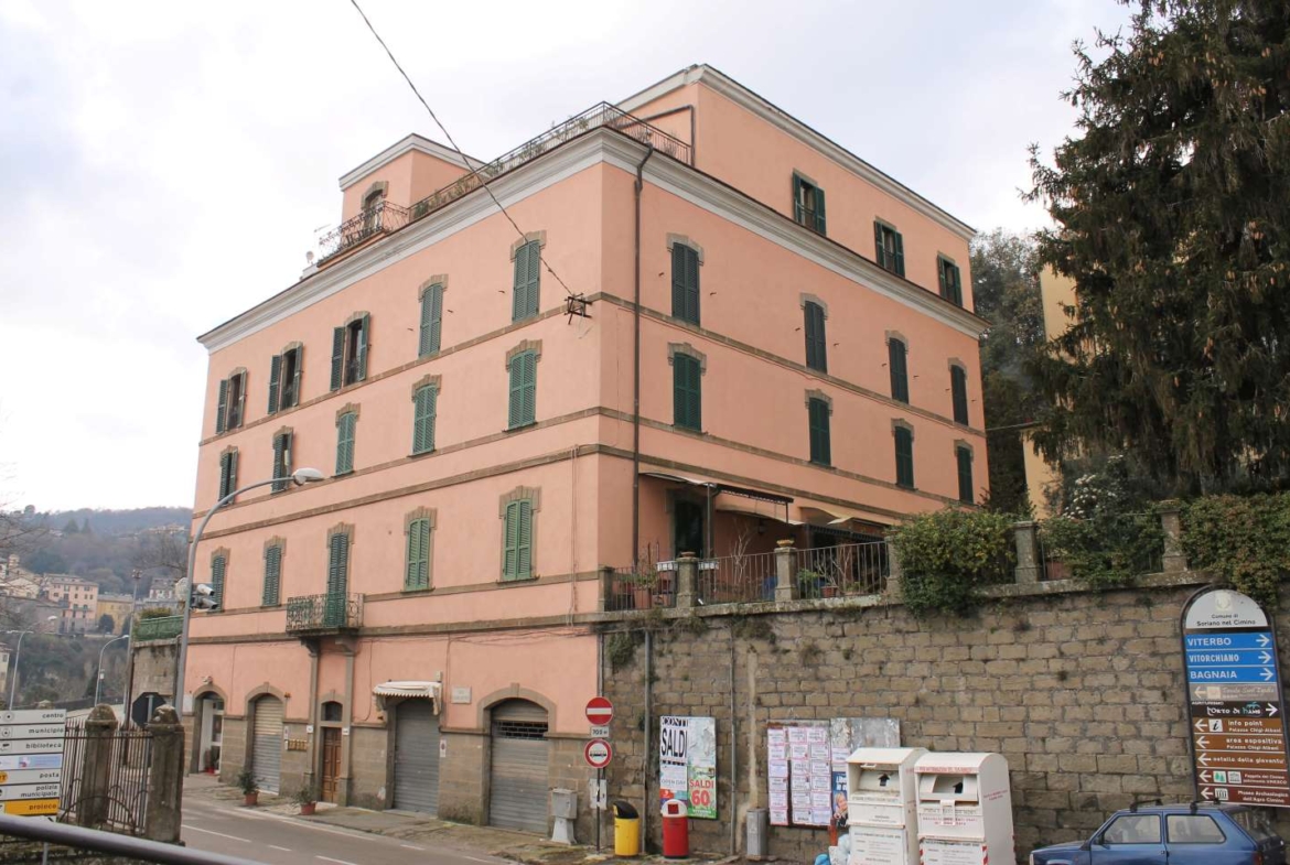 Rif. 1389 - Appartamento con garage in palazzo storico