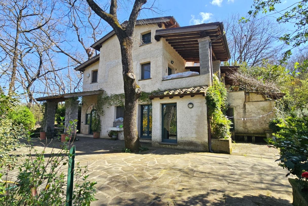 Secondo ingresso piano terra