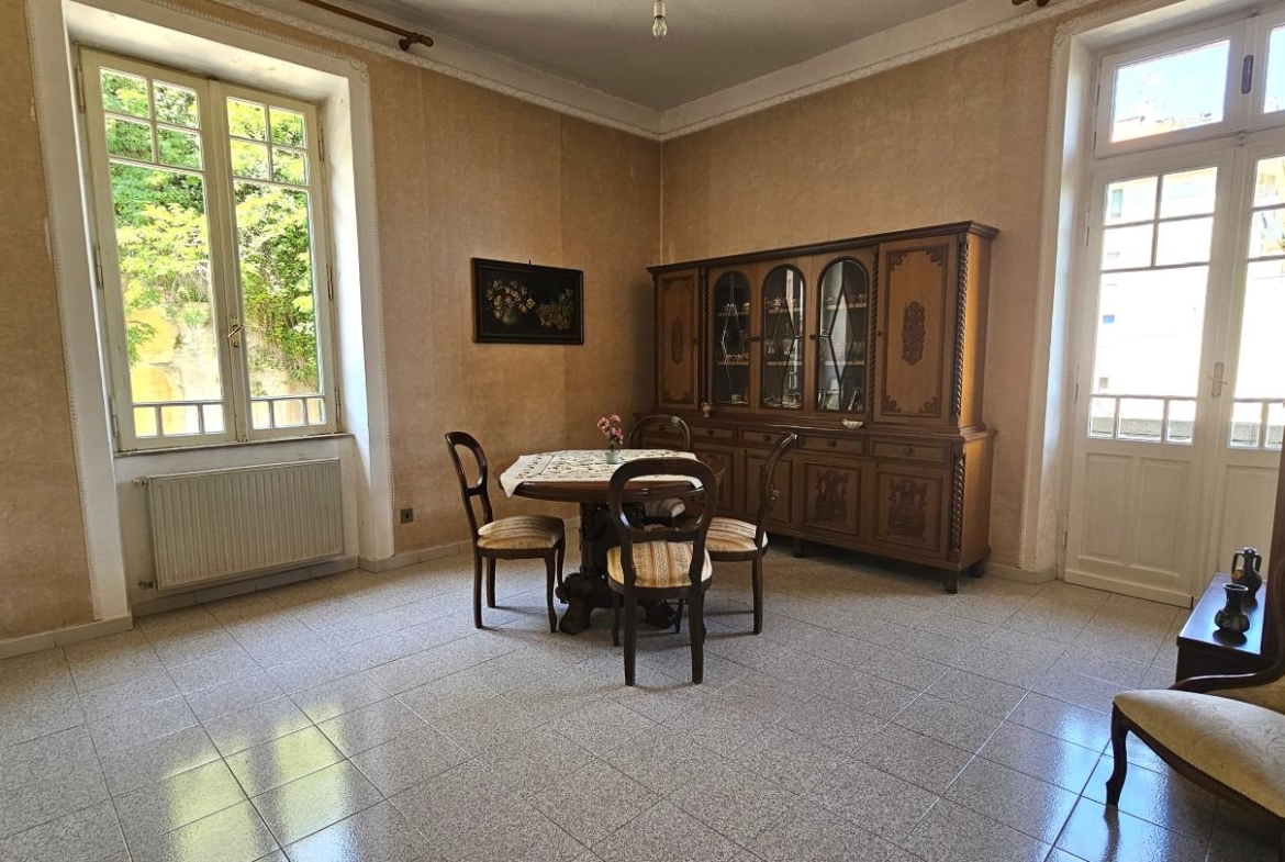 Salone