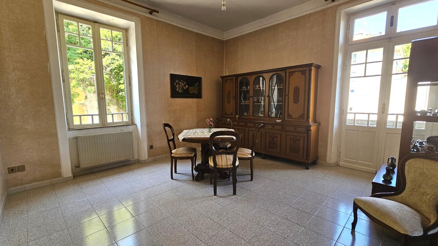 Salone