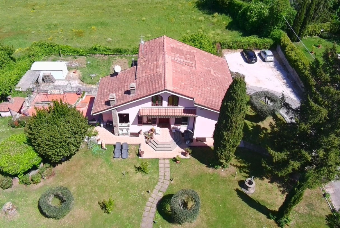 Intera proprietà