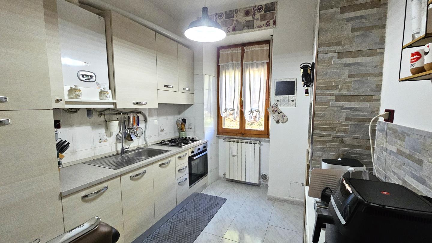 Cucina con camino